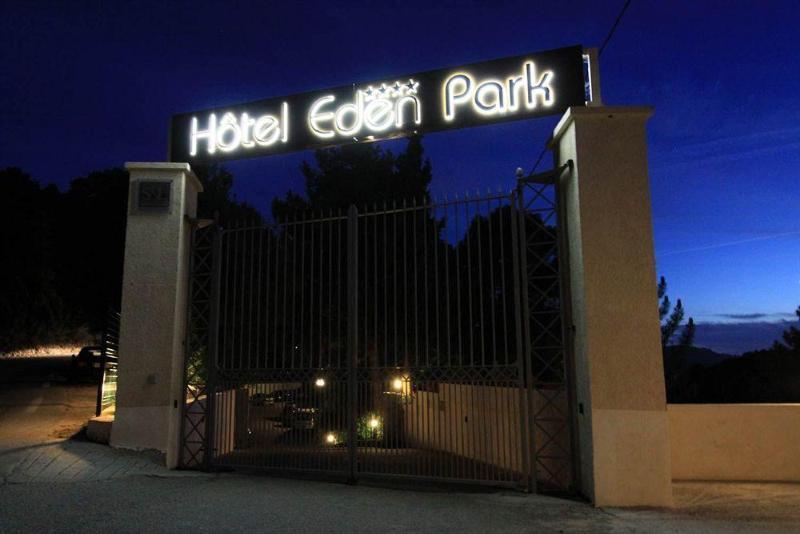 Eden Park Hotell Serriera  Eksteriør bilde